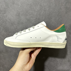 Golden Goose Deluxe Brand SStar来自意大利GGDB脏出天际的小脏鞋 潮复古板鞋,纯正的意大 Golden Goose Deluxe Brand SStar来自意大利GGDB脏出天际的小脏鞋 潮复古板鞋,纯正的意大