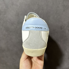 Golden Goose Deluxe Brand SStar来自意大利GGDB脏出天际的小脏鞋 潮复古板鞋,纯正的意大 Golden Goose Deluxe Brand SStar来自意大利GGDB脏出天际的小脏鞋 潮复古板鞋,纯正的意大