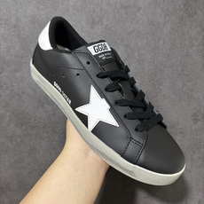 Golden Goose Deluxe Brand SStar来自意大利GGDB脏出天际的小脏鞋 潮复古板鞋,纯正的意大 Golden Goose Deluxe Brand SStar来自意大利GGDB脏出天际的小脏鞋 潮复古板鞋,纯正的意大