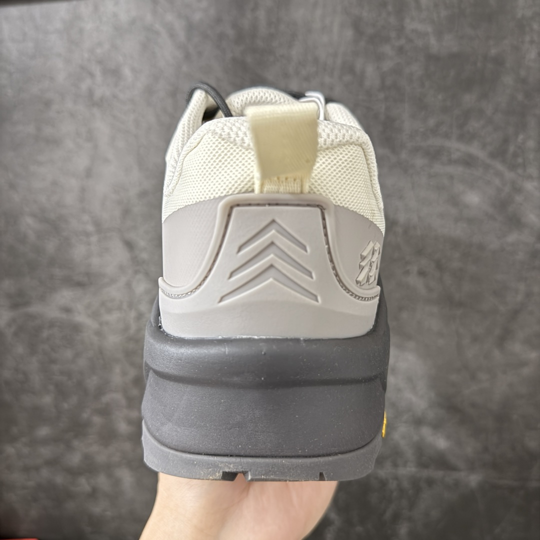 可隆KOLON SPORT MA APPROACH VENTI 户外V底止滑 防滑徒步鞋 专为技术地形的接近路段设计的过 可隆KOLON SPORT MA APPROACH VENTI 户外V底止滑 防滑徒步鞋 专为技术地形的接近路段设计的过