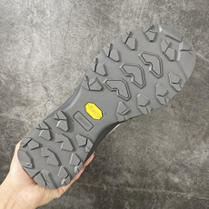 可隆KOLON SPORT MA APPROACH VENTI 户外V底止滑 防滑徒步鞋 专为技术地形的接近路段设计的过 可隆KOLON SPORT MA APPROACH VENTI 户外V底止滑 防滑徒步鞋 专为技术地形的接近路段设计的过