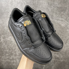 Air Jordan AJ1 Low 低帮 黑金 玄武 国区限定黑色 IO3147-001 市面最具代表性版本 口碑大厂 Air Jordan AJ1 Low 低帮 黑金 玄武 国区限定黑色 IO3147-001 市面最具代表性版本 口碑大厂