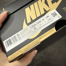 Air Jordan AJ1 Low 低帮 黑金 玄武 国区限定黑色 IO3147-001 市面最具代表性版本 口碑大厂 Air Jordan AJ1 Low 低帮 黑金 玄武 国区限定黑色 IO3147-001 市面最具代表性版本 口碑大厂