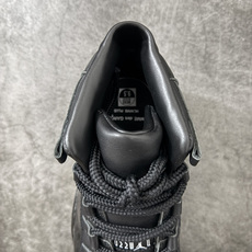 Comme Ces Garçons × Air Jordan 11 High CDG x AJ11 高帮 联名黑色 AJ Comme Ces Garçons × Air Jordan 11 High CDG x AJ11 高帮 联名黑色 AJ