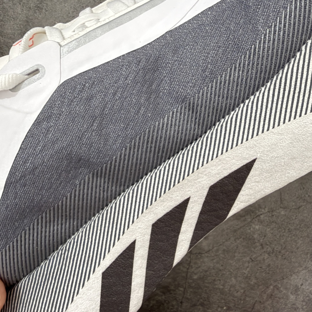 Adidas Hyperboost EDGE M 缓震运动休闲轻便透气跑步鞋 采用adidas PRIMEKNIT鞋面 