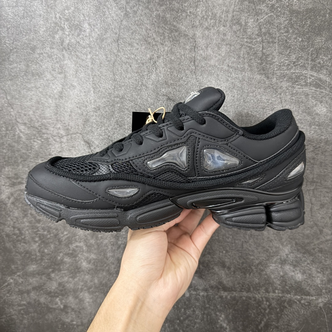 Adidas 阿迪 x RAF SIMONS 拉夫西蒙 Ozweego 先锋潮流 水泡 复古低帮休闲鞋 S74587 独 Adidas 阿迪 x RAF SIMONS 拉夫西蒙 Ozweego 先锋潮流 水泡 复古低帮休闲鞋 S74587 独
