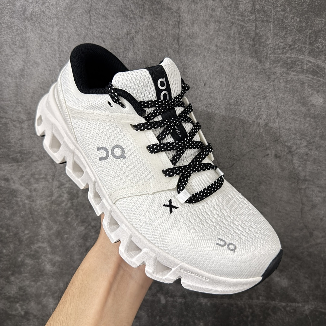 On Cloud X 5昂跑 舒适柔软 休闲 跑步鞋 On昂跑Cloud X5适合日常休闲穿着，云状结构提供柔软的缓震脚
