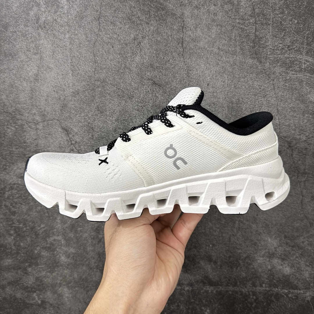 On Cloud X 5昂跑 舒适柔软 休闲 跑步鞋 On昂跑Cloud X5适合日常休闲穿着，云状结构提供柔软的缓震脚