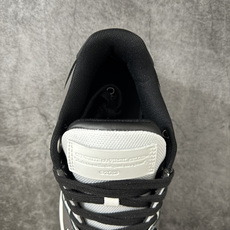 OFF-WHITE Out Of Office OW低帮时尚板鞋 白黑 全新版本 大厂出货 全头层软质皮料 质感满分💯 OFF-WHITE Out Of Office OW低帮时尚板鞋 白黑 全新版本 大厂出货 全头层软质皮料 质感满分💯