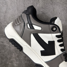 OFF-WHITE Out Of Office OW低帮时尚板鞋 白黑 全新版本 大厂出货 全头层软质皮料 质感满分💯 OFF-WHITE Out Of Office OW低帮时尚板鞋 白黑 全新版本 大厂出货 全头层软质皮料 质感满分💯
