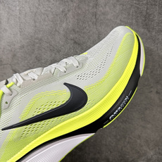 Nike Air Zoom Pegasus 42 登月42代超级飞马系列马拉松跑步鞋 IB1873-008 平台专供 充 Nike Air Zoom Pegasus 42 登月42代超级飞马系列马拉松跑步鞋 IB1873-008 平台专供 充