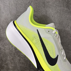 Nike Air Zoom Pegasus 42 登月42代超级飞马系列马拉松跑步鞋 IB1873-008 平台专供 充 Nike Air Zoom Pegasus 42 登月42代超级飞马系列马拉松跑步鞋 IB1873-008 平台专供 充
