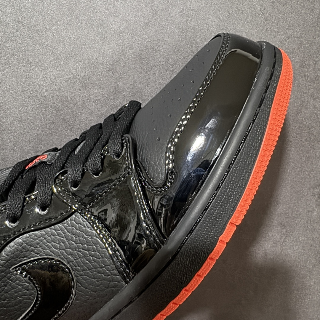 Nike Air Jordan 1 aj1 Low OG 经典百搭 耐克 AJ1 低帮休闲板鞋 黑红 尺码:36 36. Nike Air Jordan 1 aj1 Low OG 经典百搭 耐克 AJ1 低帮休闲板鞋 黑红 尺码:36 36.