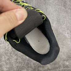 Nike P-6000 Premium系列低帮复古老爹风休闲运动舒适慢跑鞋 CD6404-034 男女鞋真标半码制 升级 Nike P-6000 Premium系列低帮复古老爹风休闲运动舒适慢跑鞋 CD6404-034 男女鞋真标半码制 升级