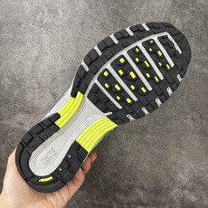 Nike P-6000 Premium系列低帮复古老爹风休闲运动舒适慢跑鞋 CD6404-034 男女鞋真标半码制 升级 Nike P-6000 Premium系列低帮复古老爹风休闲运动舒适慢跑鞋 CD6404-034 男女鞋真标半码制 升级