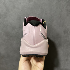 阿迪达斯 adidas Terrex Agravic 4 运动舒适防滑耐磨 低帮跑步鞋 阿迪达斯革新力作!「破纪录轻跑鞋 阿迪达斯 adidas Terrex Agravic 4 运动舒适防滑耐磨 低帮跑步鞋 阿迪达斯革新力作!「破纪录轻跑鞋