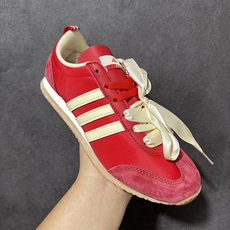 Adidas Originals VS JOG 2.0 阿迪达斯 舒适百搭 低帮 德训鞋 货号:KH7660 尺码:36 Adidas Originals VS JOG 2.0 阿迪达斯 舒适百搭 低帮 德训鞋 货号:KH7660 尺码:36