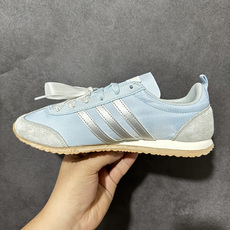 Adidas Originals VS JOG 2.0 阿迪达斯 舒适百搭 低帮 德训鞋 货号:KH7661 尺码:36 Adidas Originals VS JOG 2.0 阿迪达斯 舒适百搭 低帮 德训鞋 货号:KH7661 尺码:36