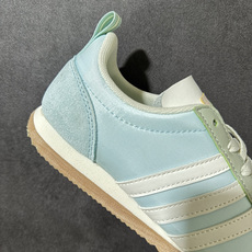 Adidas Originals VS JOG 2.0 阿迪达斯 舒适百搭 低帮 德训鞋 货号:jp-5760 尺码:3 Adidas Originals VS JOG 2.0 阿迪达斯 舒适百搭 低帮 德训鞋 货号:jp-5760 尺码:3