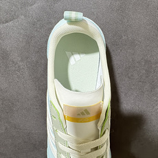 Adidas Originals VS JOG 2.0 阿迪达斯 舒适百搭 低帮 德训鞋 货号:jp-5760 尺码:3 Adidas Originals VS JOG 2.0 阿迪达斯 舒适百搭 低帮 德训鞋 货号:jp-5760 尺码:3