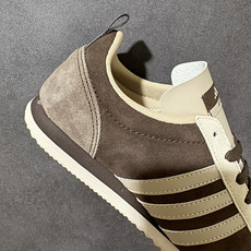 Adidas Originals VS JOG 2.0 阿迪达斯 舒适百搭 低帮 德训鞋 货号:JS1031 尺码:36 Adidas Originals VS JOG 2.0 阿迪达斯 舒适百搭 低帮 德训鞋 货号:JS1031 尺码:36