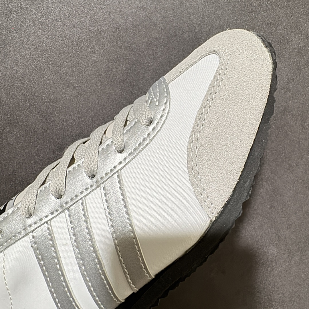 Adidas Originals VS JOG 2.0 阿迪达斯 舒适百搭 低帮 德训鞋 货号:JS1122 尺码:36 Adidas Originals VS JOG 2.0 阿迪达斯 舒适百搭 低帮 德训鞋 货号:JS1122 尺码:36
