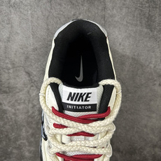 Nike V5 RNR 手工绘制恶作剧涂鸦 复古做旧 解构绑带 舒适百搭防滑耐磨 低帮跑步鞋 此款为人工手绘定制图案 原 Nike V5 RNR 手工绘制恶作剧涂鸦 复古做旧 解构绑带 舒适百搭防滑耐磨 低帮跑步鞋 此款为人工手绘定制图案 原