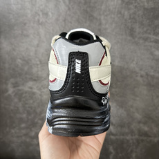 Nike V5 RNR 手工绘制恶作剧涂鸦 复古做旧 解构绑带 舒适百搭防滑耐磨 低帮跑步鞋 此款为人工手绘定制图案 原 Nike V5 RNR 手工绘制恶作剧涂鸦 复古做旧 解构绑带 舒适百搭防滑耐磨 低帮跑步鞋 此款为人工手绘定制图案 原