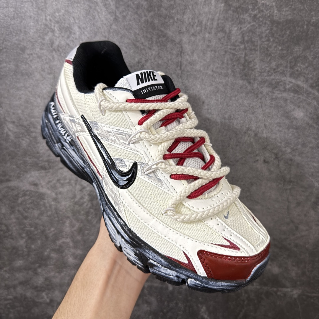 Nike V5 RNR 手工绘制恶作剧涂鸦 复古做旧 解构绑带 舒适百搭防滑耐磨 低帮跑步鞋 此款为人工手绘定制图案 原 Nike V5 RNR 手工绘制恶作剧涂鸦 复古做旧 解构绑带 舒适百搭防滑耐磨 低帮跑步鞋 此款为人工手绘定制图案 原