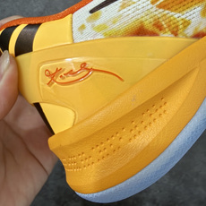科比8黄白 上海烟花复刻 Nike Kobe 8 Shanghai Fireworks 舒适柔软 橙色 货号:IO625 科比8黄白 上海烟花复刻 Nike Kobe 8 Shanghai Fireworks 舒适柔软 橙色 货号:IO625