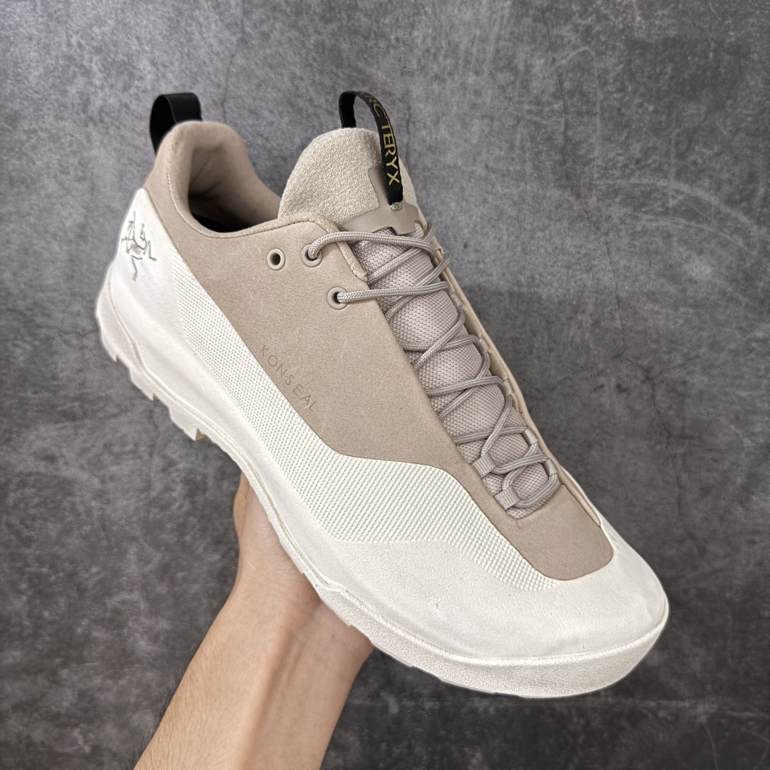 Arcteryx始祖鸟 Konseal Shoe 舒适 防滑耐磨透气支撑抓地 登山鞋 白浅棕卡其色 正确原盒 全鞋采用头 Arcteryx始祖鸟 Konseal Shoe 舒适 防滑耐磨透气支撑抓地 登山鞋 白浅棕卡其色 正确原盒 全鞋采用头