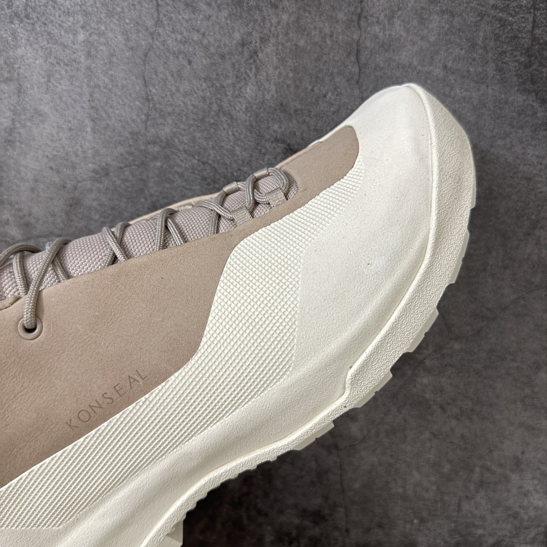 Arcteryx始祖鸟 Konseal Shoe 舒适 防滑耐磨透气支撑抓地 登山鞋 白浅棕卡其色 正确原盒 全鞋采用头 Arcteryx始祖鸟 Konseal Shoe 舒适 防滑耐磨透气支撑抓地 登山鞋 白浅棕卡其色 正确原盒 全鞋采用头