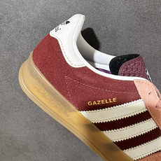 adidas Originals Gazelle INdoor 三叶草休闲防滑耐磨低帮板鞋 官方货号: JI0324 尺 adidas Originals Gazelle INdoor 三叶草休闲防滑耐磨低帮板鞋 官方货号: JI0324 尺