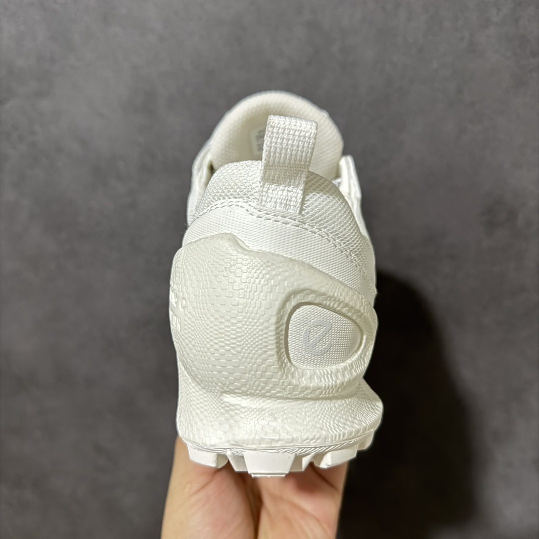 ecco爱步 Biom C Trail 户外越野 时尚舒适 低帮 生活休闲鞋 男款 白色 尺码：36-45 货号：  5