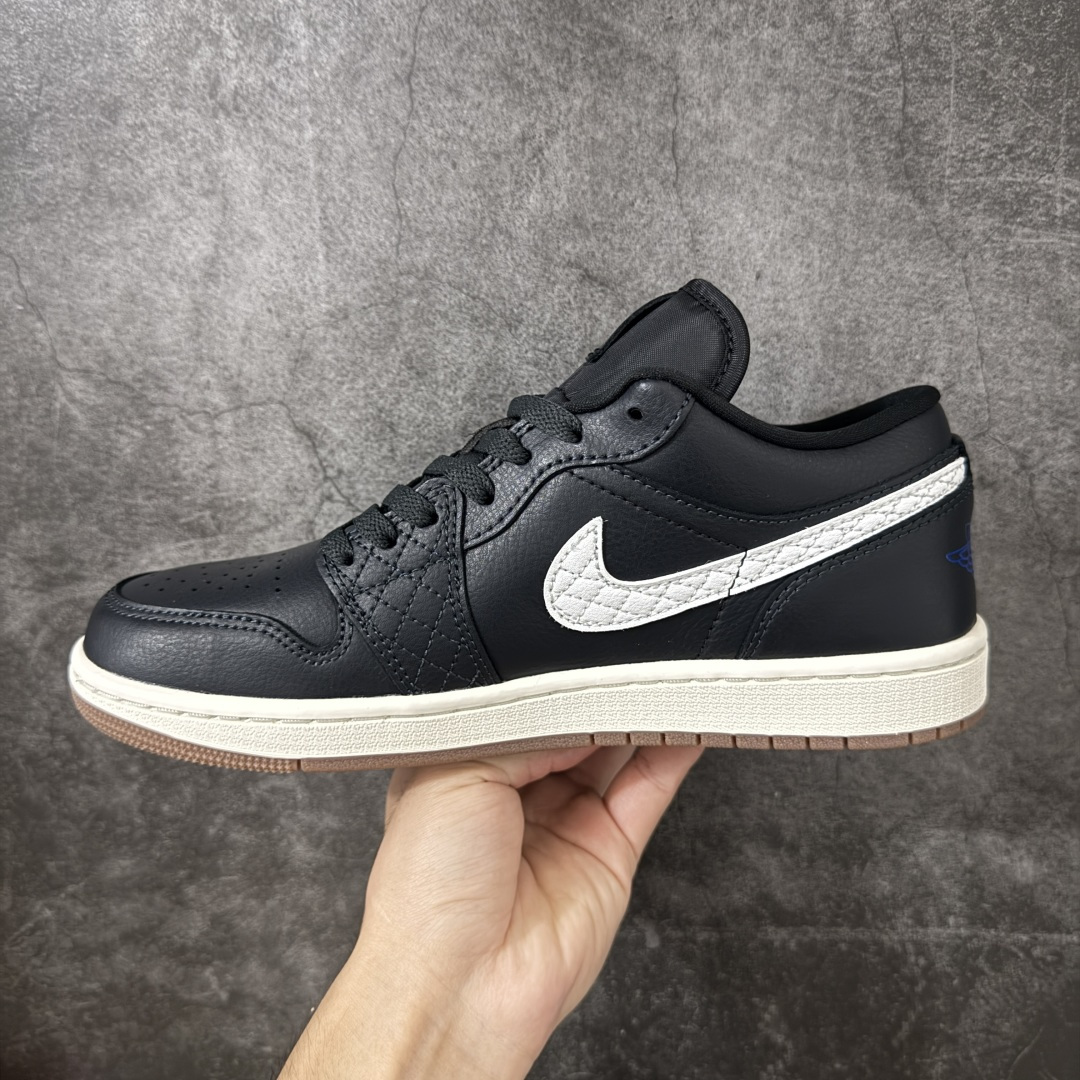 Air Jordan Low AJ1 乔1黑白 低帮文化休闲运动板鞋 IO2047-001 市面中低帮最具代表性版本没有 Air Jordan Low AJ1 乔1黑白 低帮文化休闲运动板鞋 IO2047-001 市面中低帮最具代表性版本没有