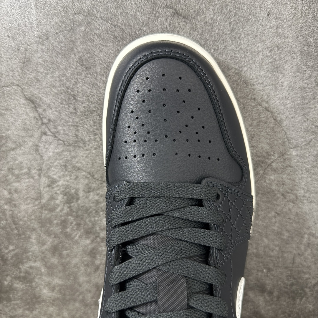 Air Jordan Low AJ1 乔1黑白 低帮文化休闲运动板鞋 IO2047-001 市面中低帮最具代表性版本没有 Air Jordan Low AJ1 乔1黑白 低帮文化休闲运动板鞋 IO2047-001 市面中低帮最具代表性版本没有