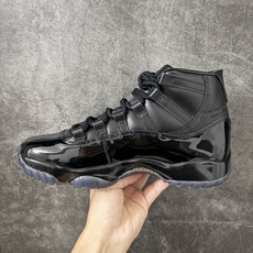 Comme Ces Garçons × Air Jordan 11 High CDG x AJ11 高帮 联名黑色 AJ Comme Ces Garçons × Air Jordan 11 High CDG x AJ11 高帮 联名黑色 AJ