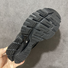 New Balance 1954R系列 新百伦 复古单品宝藏老爹鞋款 复古元素叠加 质感超级棒 原楦版型材料细节做工精细 New Balance 1954R系列 新百伦 复古单品宝藏老爹鞋款 复古元素叠加 质感超级棒 原楦版型材料细节做工精细