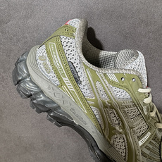 Asics Gel-Kayano 12.1 亚瑟士运动休闲透气专业跑鞋 采用工程弹性双层再生针织密度鞋面材质 后跟3D可 Asics Gel-Kayano 12.1 亚瑟士运动休闲透气专业跑鞋 采用工程弹性双层再生针织密度鞋面材质 后跟3D可