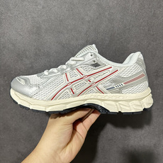 Asics Gel-Kayano 12.1 亚瑟士运动休闲透气专业跑鞋 采用工程弹性双层再生针织密度鞋面材质 后跟3D可 Asics Gel-Kayano 12.1 亚瑟士运动休闲透气专业跑鞋 采用工程弹性双层再生针织密度鞋面材质 后跟3D可