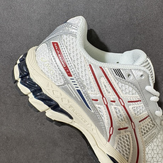Asics Gel-Kayano 12.1 亚瑟士运动休闲透气专业跑鞋 采用工程弹性双层再生针织密度鞋面材质 后跟3D可 Asics Gel-Kayano 12.1 亚瑟士运动休闲透气专业跑鞋 采用工程弹性双层再生针织密度鞋面材质 后跟3D可