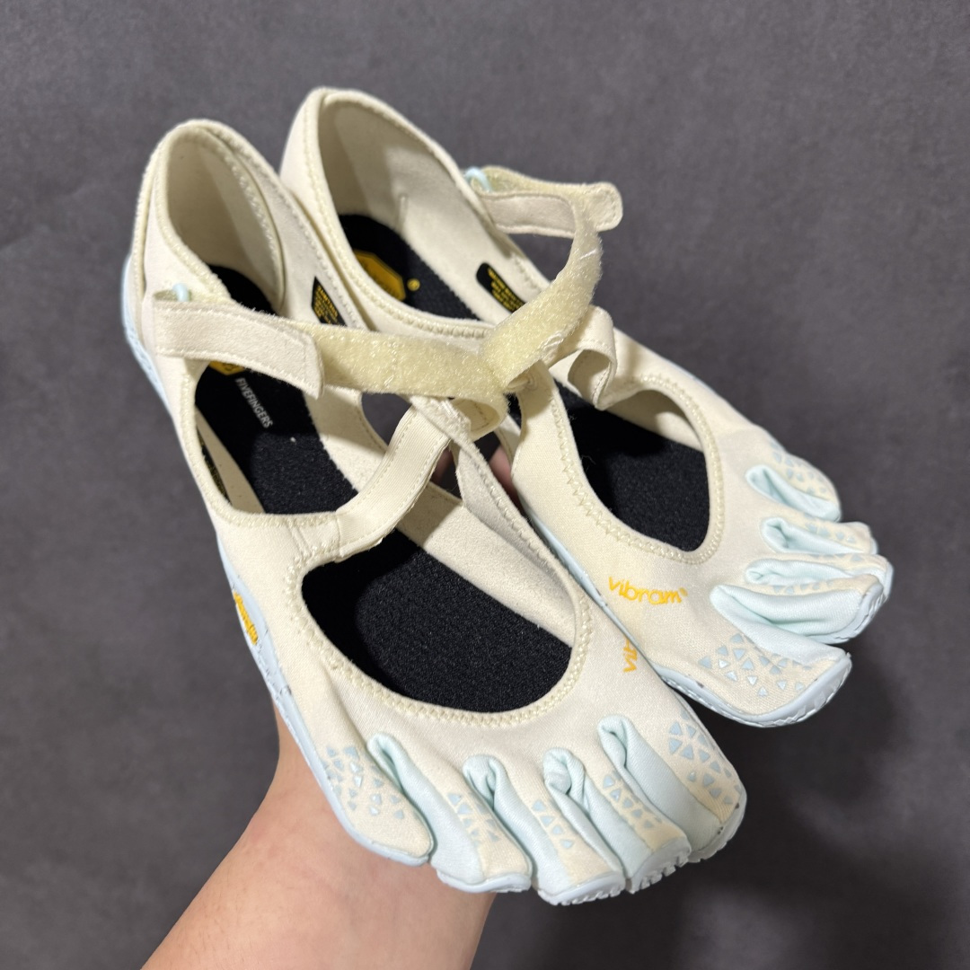 Vibram V-Soul 健身赤足深蹲支撑速干芭蕾五指鞋 货号：26W7205 尺码：36 37 38 39 40 4