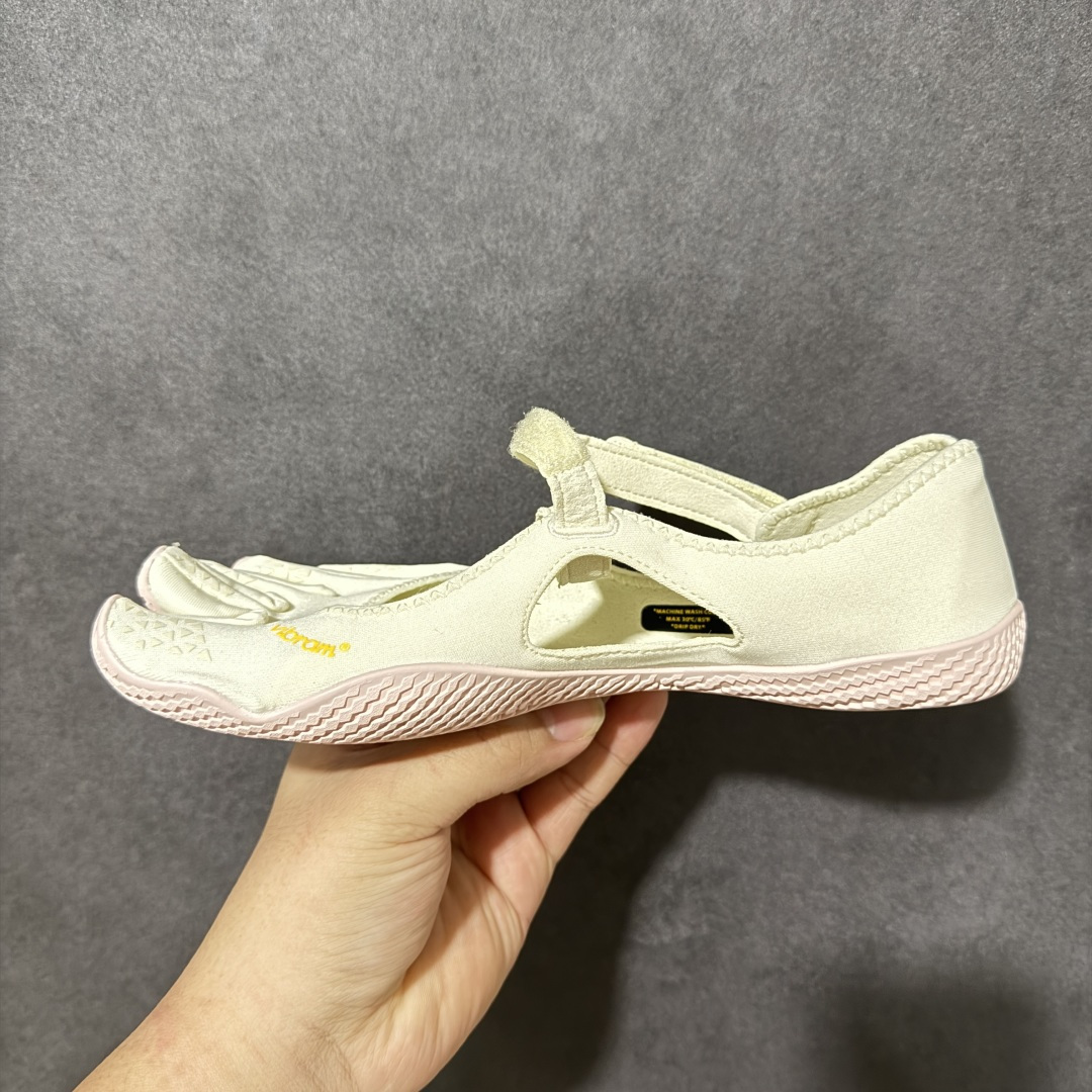 Vibram V-Soul 健身赤足深蹲支撑速干芭蕾五指鞋 货号：26W7205 尺码：36 37 38 39 40 4