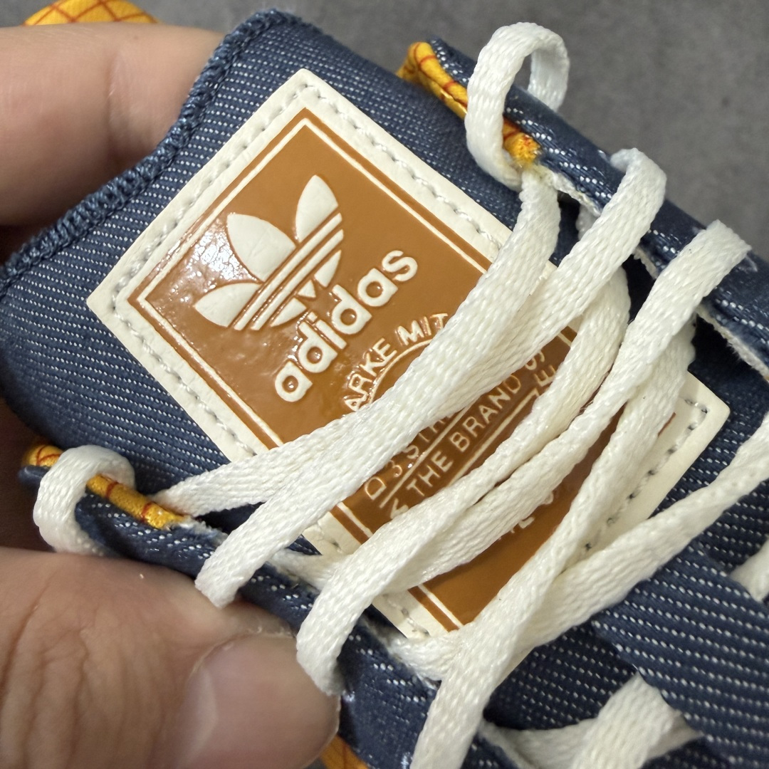 Toy Story x adidas originals SAMBA OG Woody 柔软舒适 防滑耐磨 低帮 儿童板 Toy Story x adidas originals SAMBA OG Woody 柔软舒适 防滑耐磨 低帮 儿童板