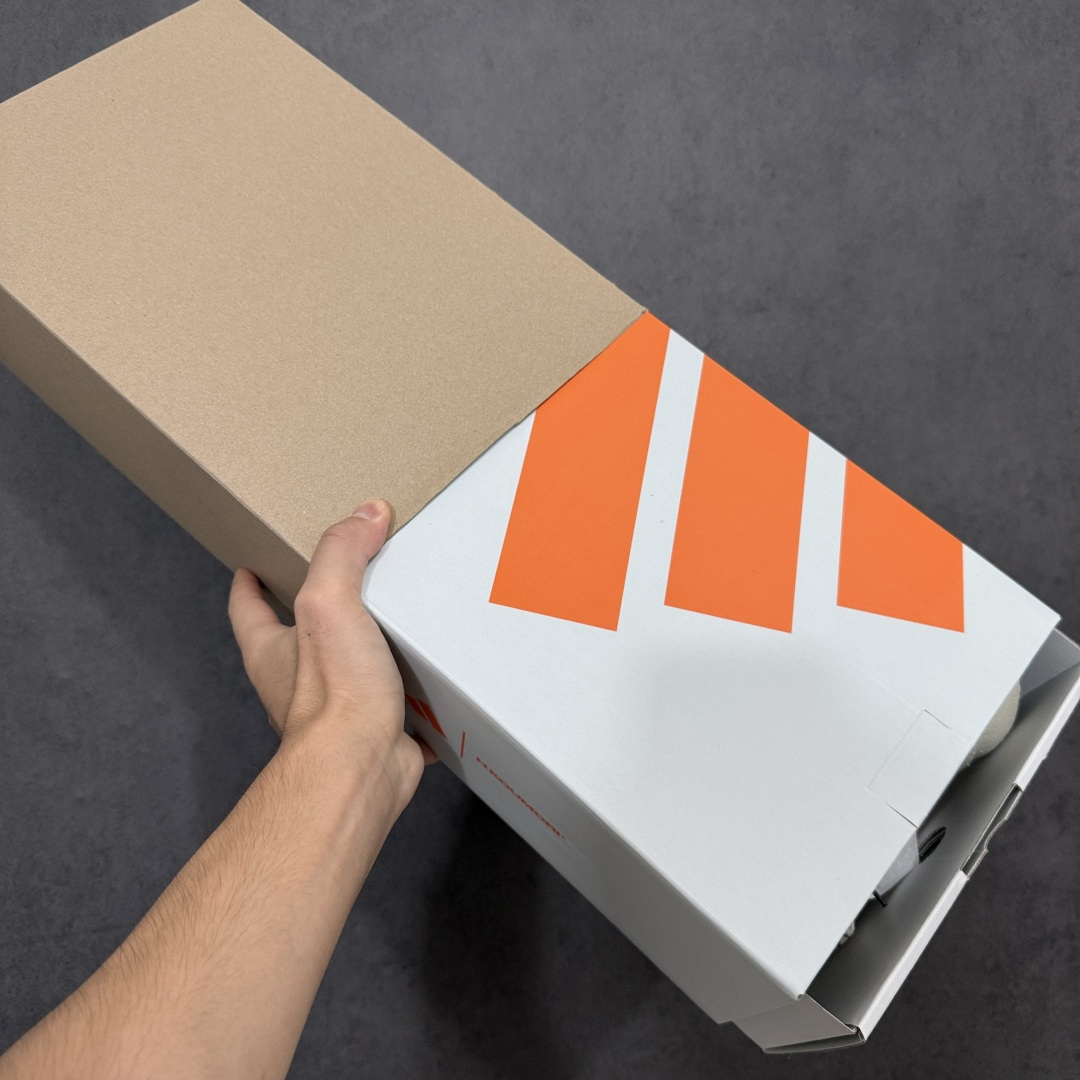ad Ultraboost 5.0 HK舒适百搭防滑防水 低帮 黑色 巴斯夫跑步鞋 JI1384 真材实料 毋庸置疑 市 ad Ultraboost 5.0 HK舒适百搭防滑防水 低帮 黑色 巴斯夫跑步鞋 JI1384 真材实料 毋庸置疑 市