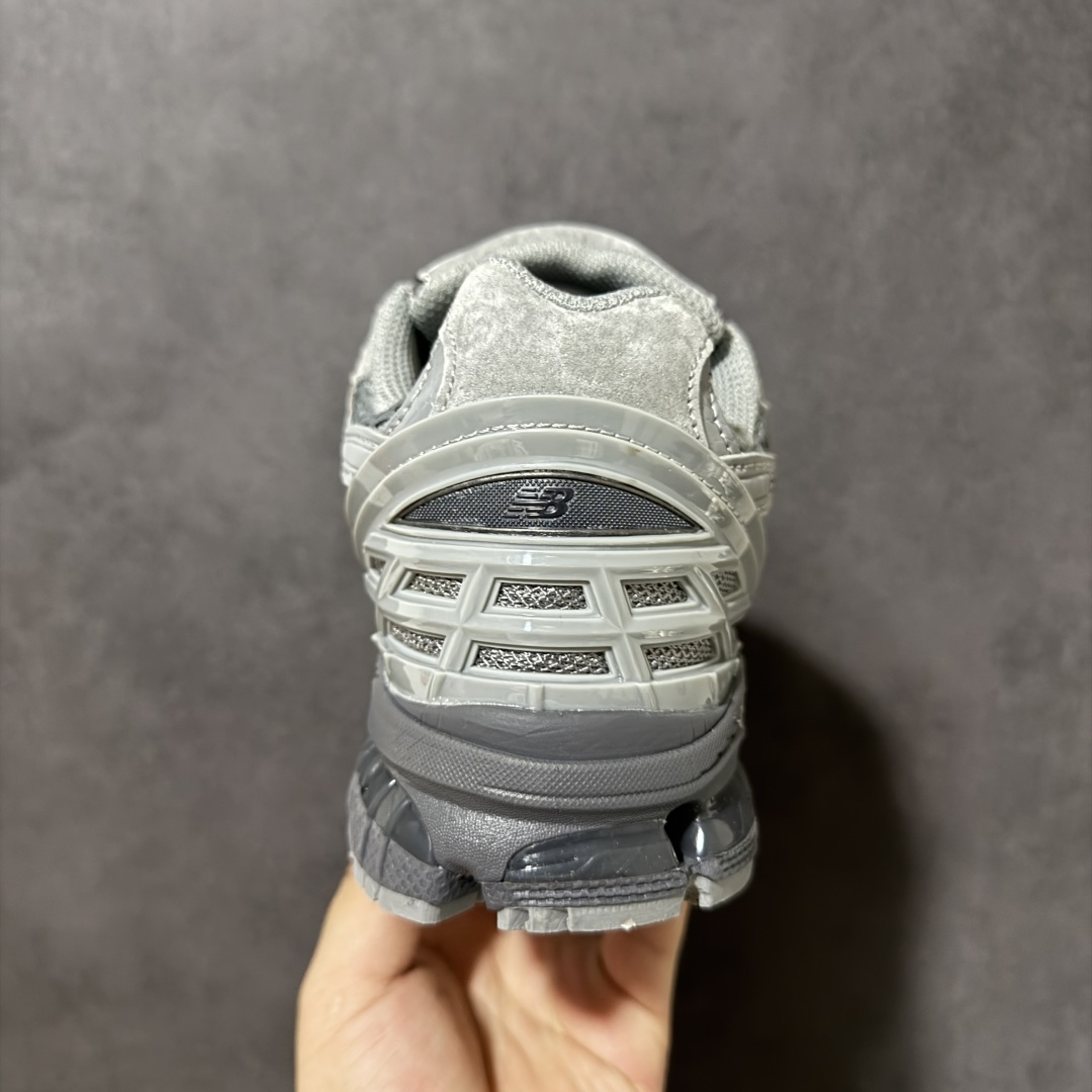 New Balance 1954R系列 新百伦 复古单品宝藏老爹鞋款 复古元素叠加 质感超级棒 原楦版型材料细节做工精细 New Balance 1954R系列 新百伦 复古单品宝藏老爹鞋款 复古元素叠加 质感超级棒 原楦版型材料细节做工精细
