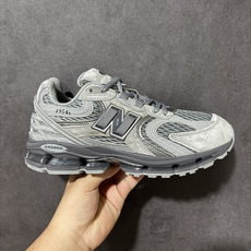 New Balance 1954R系列 新百伦 复古单品宝藏老爹鞋款 复古元素叠加 质感超级棒 原楦版型材料细节做工精细 New Balance 1954R系列 新百伦 复古单品宝藏老爹鞋款 复古元素叠加 质感超级棒 原楦版型材料细节做工精细