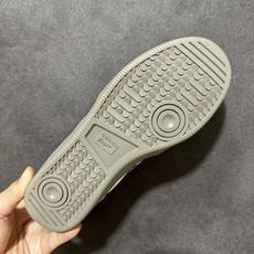 Onitsuka Tiger鬼塚虎 Tokuten 米红 货号:1183B938-200 尺码:36 36.5 37.5 Onitsuka Tiger鬼塚虎 Tokuten 米红 货号:1183B938-200 尺码:36 36.5 37.5