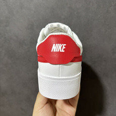 Nike COURT SHOT男子运动鞋春季透气轻便运动板鞋 经典网眼 橡胶鞋底 皮面的材质 包裹感很强 但鞋底偏硬 适 Nike COURT SHOT男子运动鞋春季透气轻便运动板鞋 经典网眼 橡胶鞋底 皮面的材质 包裹感很强 但鞋底偏硬 适