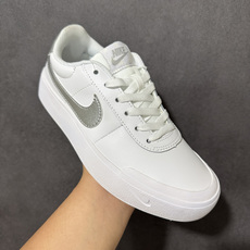 Nike COURT SHOT男子运动鞋春季透气轻便运动板鞋 经典网眼 橡胶鞋底 皮面的材质 包裹感很强 但鞋底偏硬 适 Nike COURT SHOT男子运动鞋春季透气轻便运动板鞋 经典网眼 橡胶鞋底 皮面的材质 包裹感很强 但鞋底偏硬 适
